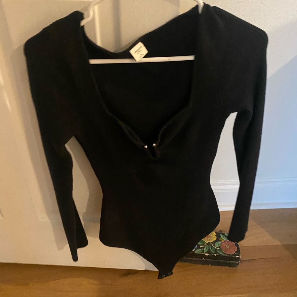 Abercrombie bodysuit size medium